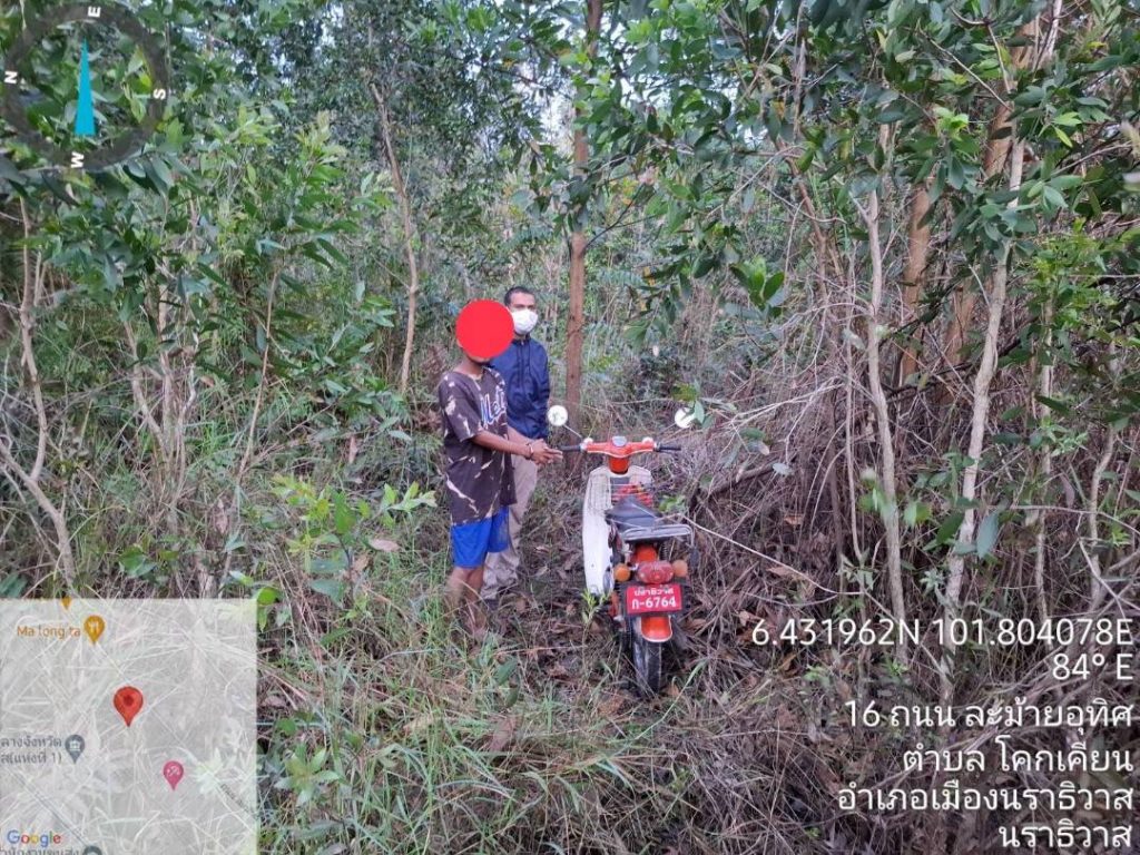 พ.ต.ท.อนุชา ไชยแบน สว.สส.สภ.โคกเคียน, ร.ต.อ.อภิชาติ ดอเลาะ รอง สว.สส.สภ.โคกเคียน พร้อมข่ายสืบสวน สภ.โคกเคียน ร่วมกันจับกุมผู้ต้องหาคดีลักทรัพย์ 1 ราย